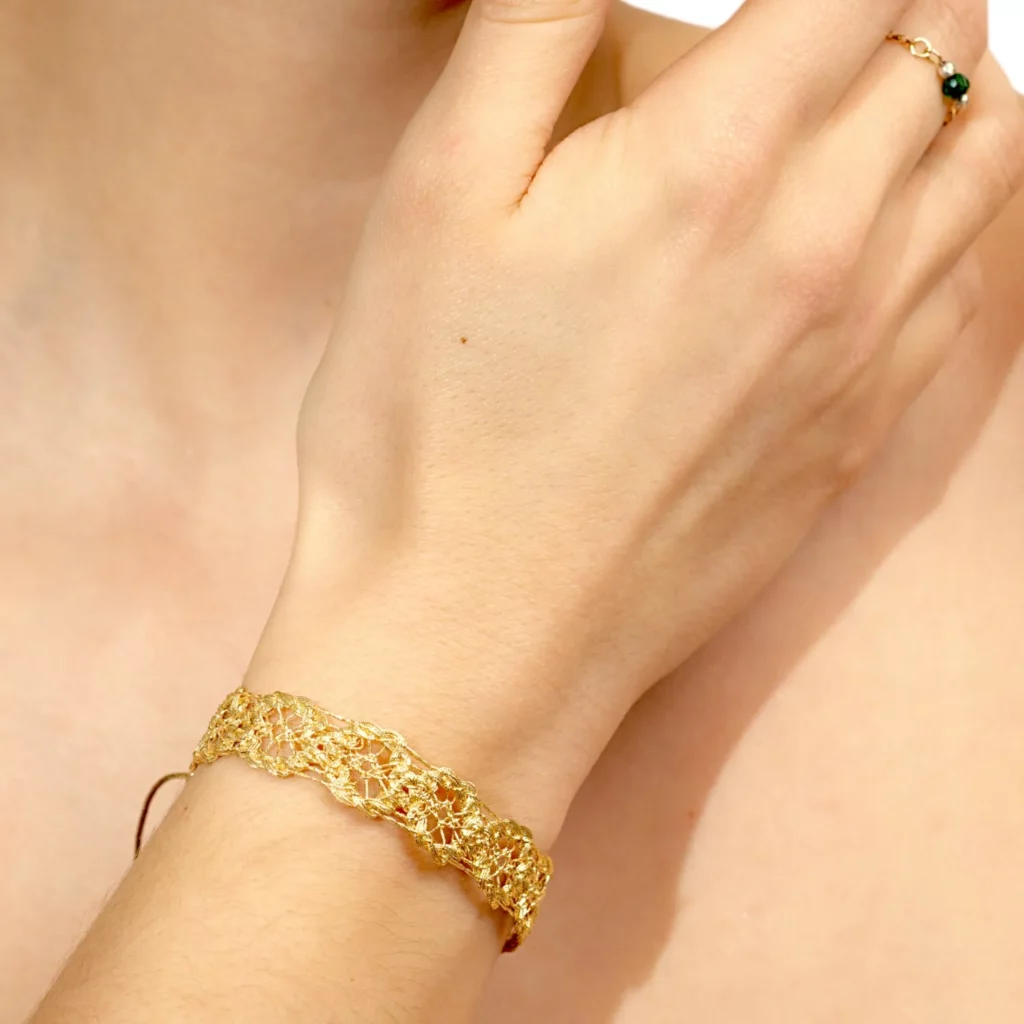 bracelet dentelle HANNAH fil doré Maroc artisanat